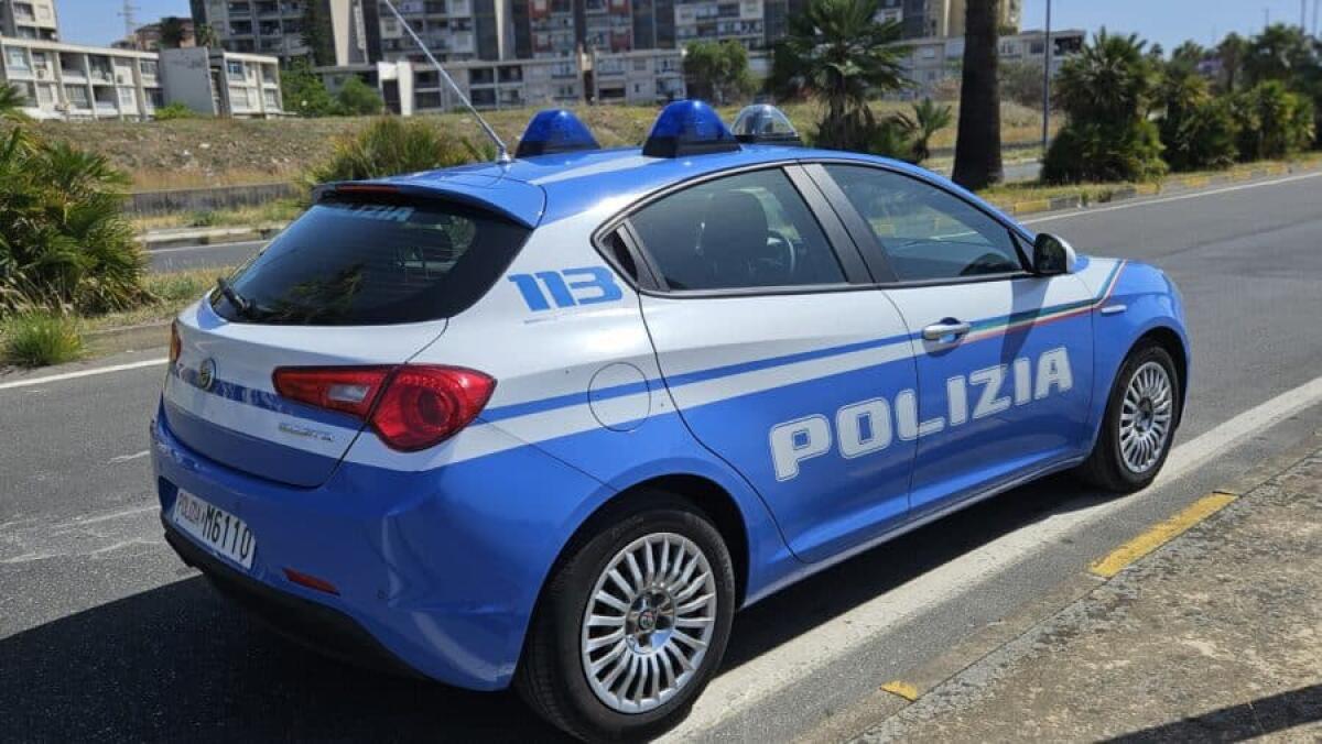 Le promette un lavoro, le prende quasi 400 euro e sparisce: 20enne truffata a Catania - 