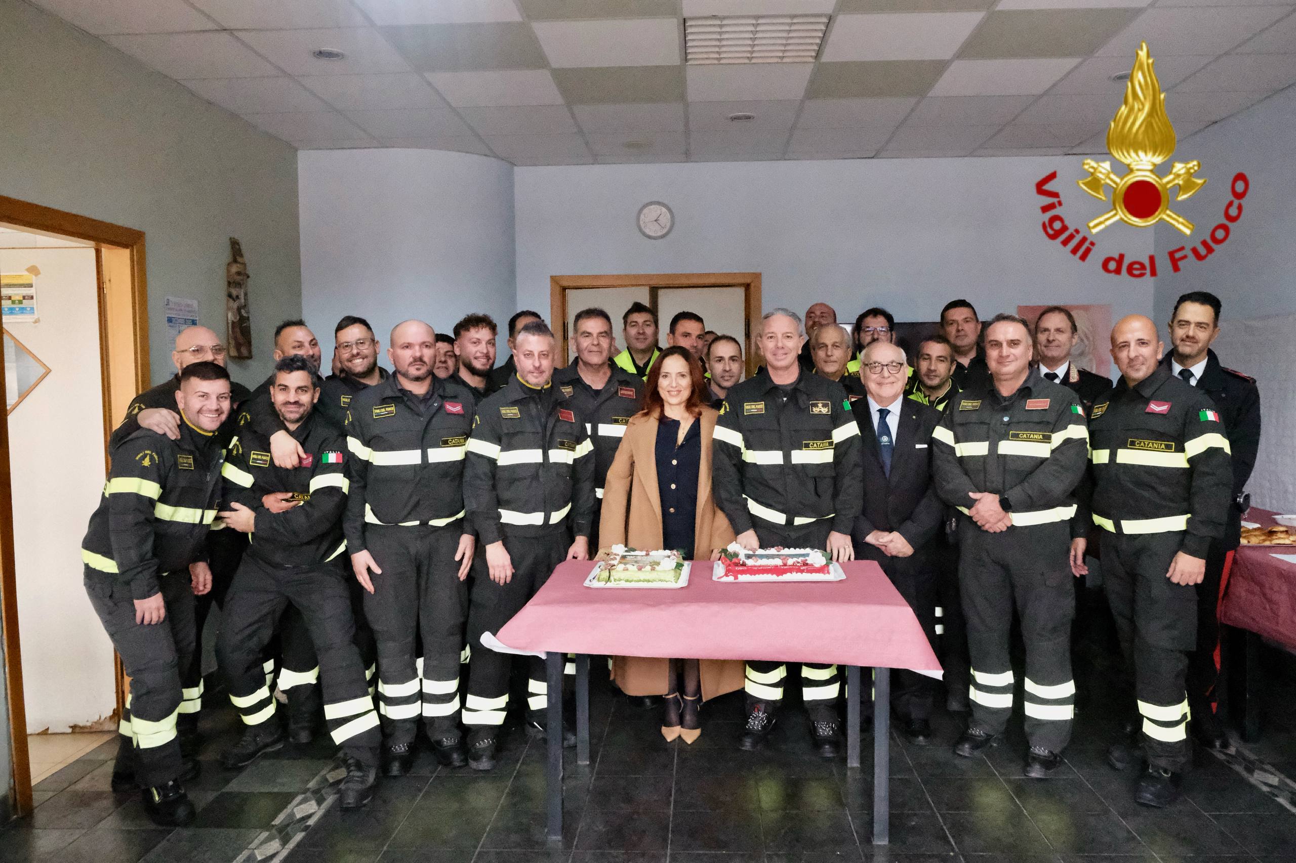 Santa Barbara 2025: emozionante omaggio dei Vigili del Fuoco a Paternò . Le foto