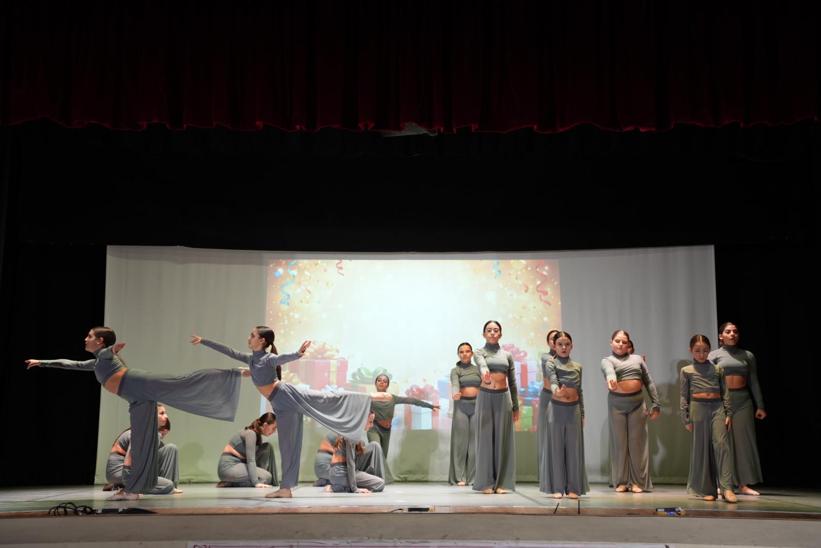 L'Associazione Arte Danza di Paternò augura buone feste e partecipa alla raccolta fondi per Telethon