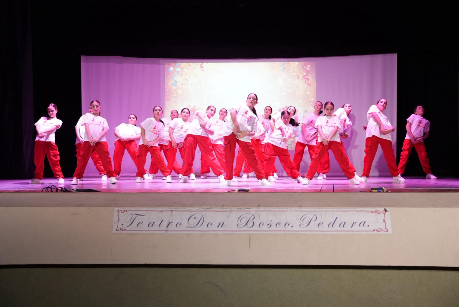 L'Associazione Arte Danza di Paternò augura buone feste e partecipa alla raccolta fondi per Telethon