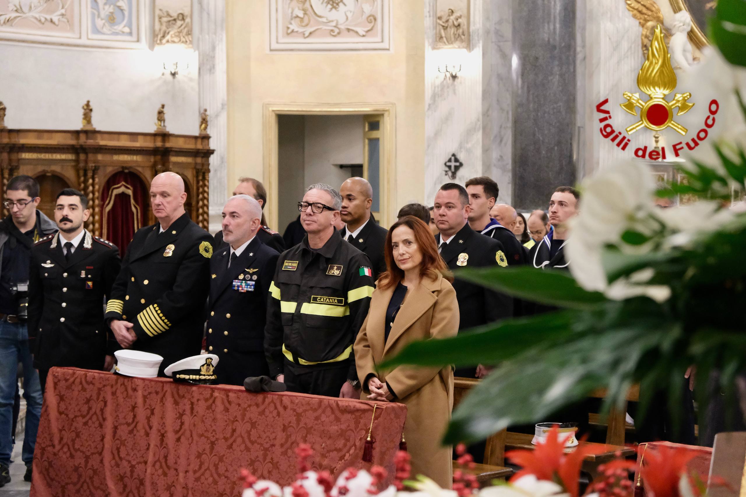 Santa Barbara 2025: emozionante omaggio dei Vigili del Fuoco a Paternò . Le foto