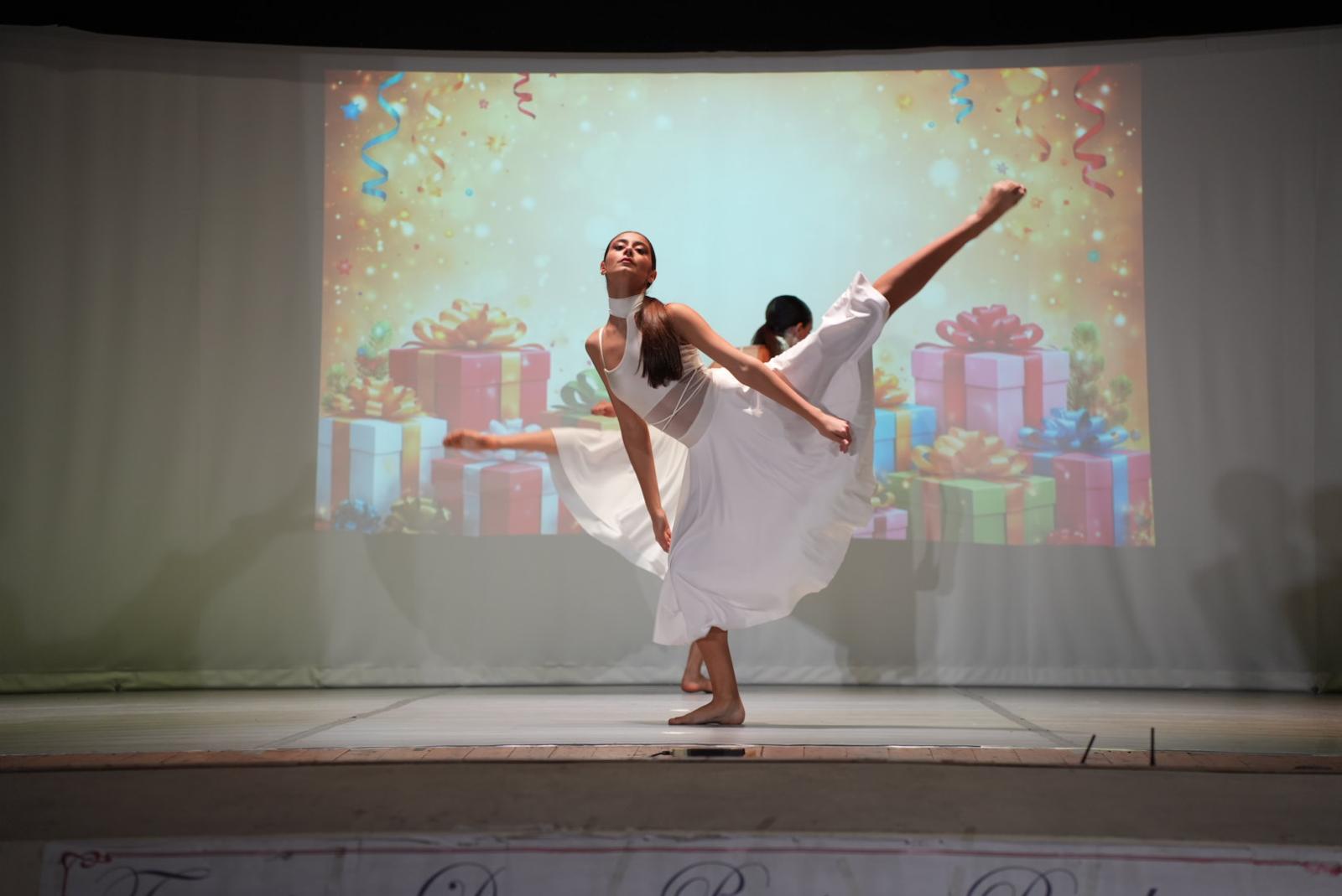 L'Associazione Arte Danza di Paternò augura buone feste e partecipa alla raccolta fondi per Telethon