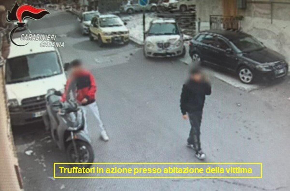 Truffa del finto carabiniere a Bronte: estorta denaro e gioielli a una 79enne, denunciati due giovani - 