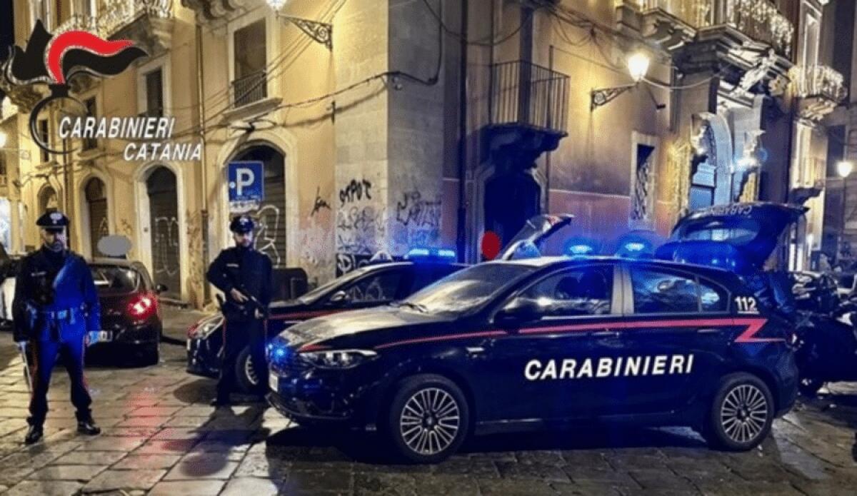 Catania, ruba una birra e prende a pugni il cassiere: 21enne denunciato - 