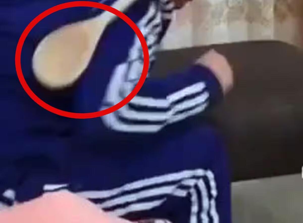 Catania, bimbo picchiato con un cucchiaio: allontanato dalla famiglia insieme ai fratellini, affidati ai nonni materni - 