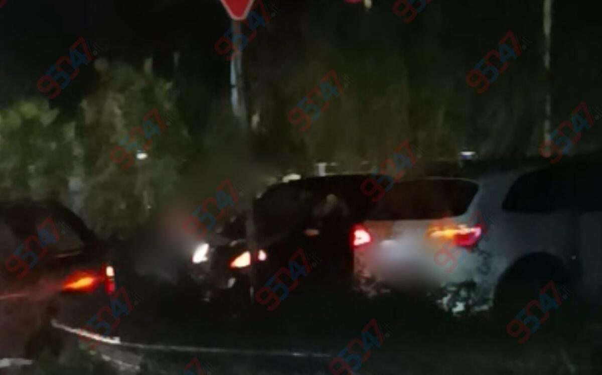 Incidente alla rotonda di Tre Fontane in serata: coinvolta una Smart, nessuna grave conseguenza per le persone - 