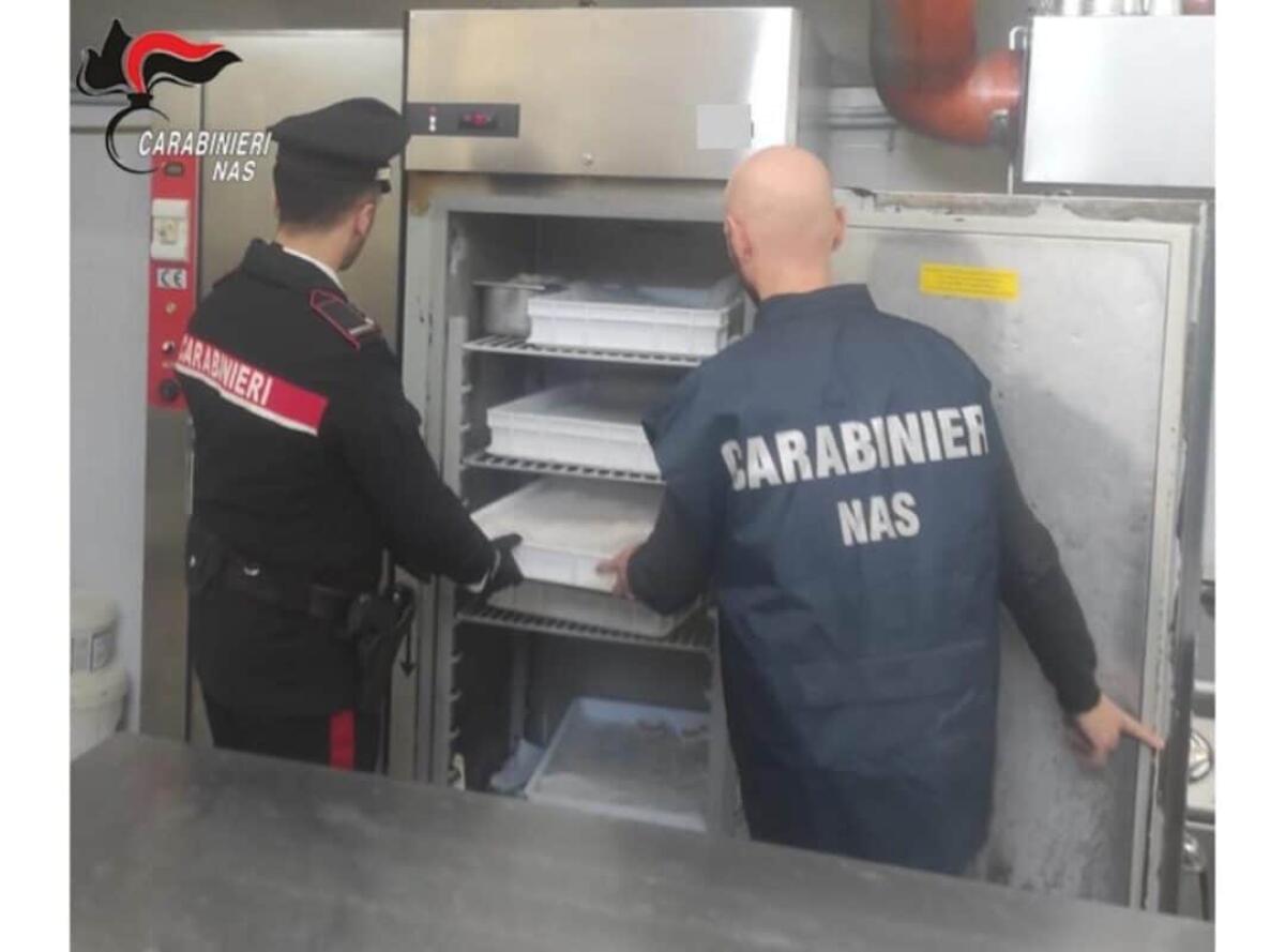 NAS Catania: falsi panettoni al Pistacchio di Bronte e al Cioccolato di Modica, denunciato il titolare di un laboratorio - 