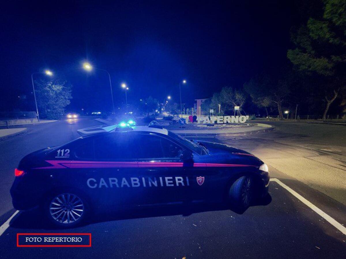 Tradito dall’odore e dai messaggi sul cellulare: 27enne arrestato a Paternò con 60 grammi di marijuana - 