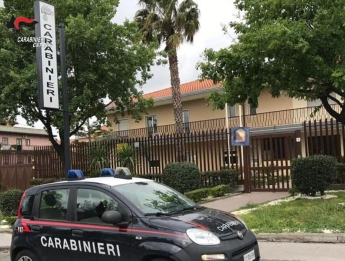 Shock a Catania: 14enne arrestato con pistole e munizioni nascoste nel terreno - 