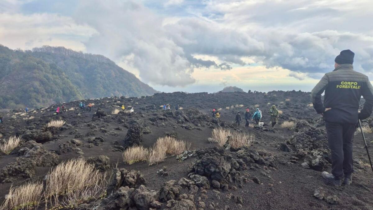 Etna, colata ancora alimentata in Valle del Bove: fronte attivo a quota 1.400 metri - 