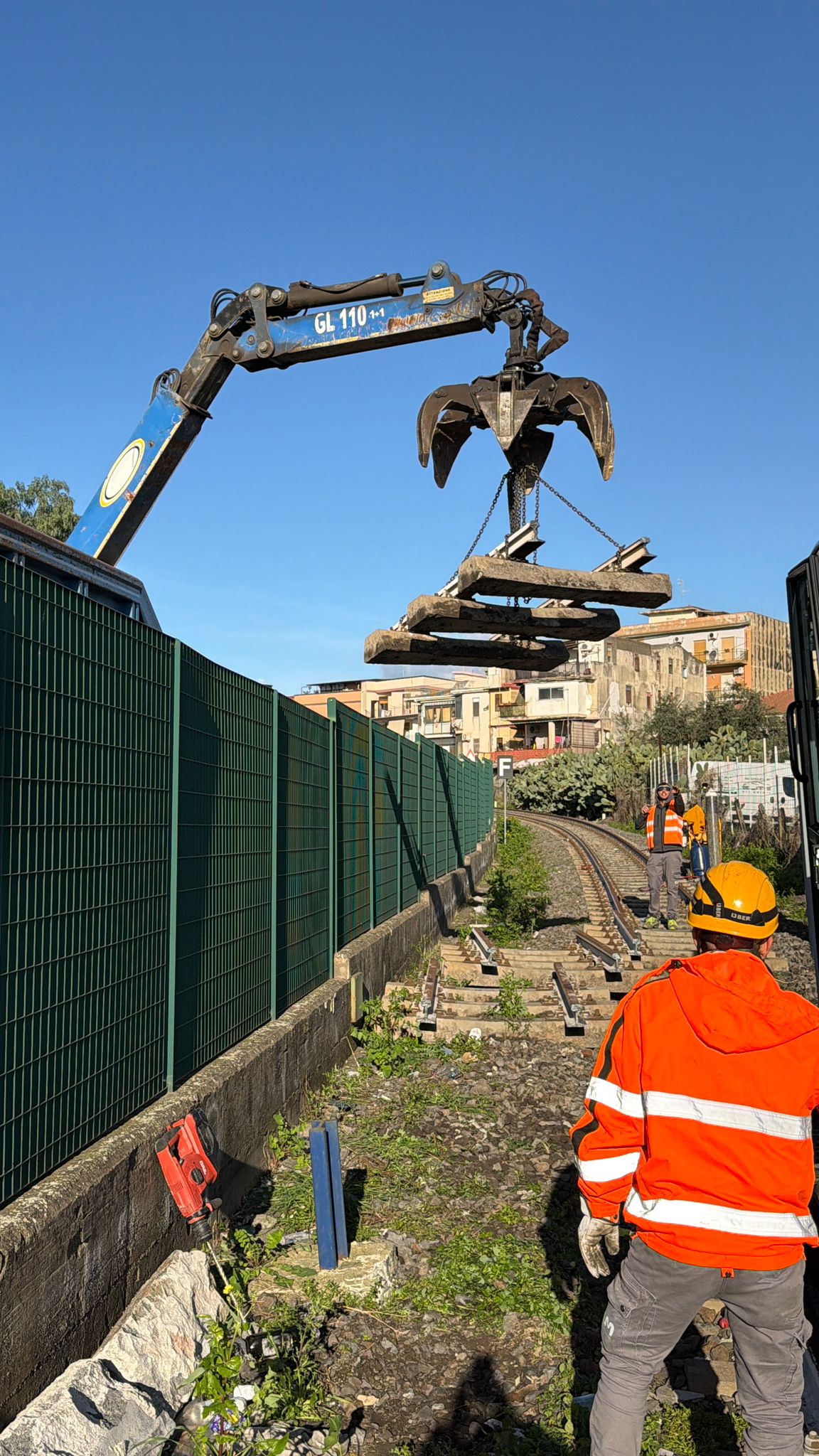 Dismissione Circumetnea, iniziati i lavori tra Montepalma e Lineri
