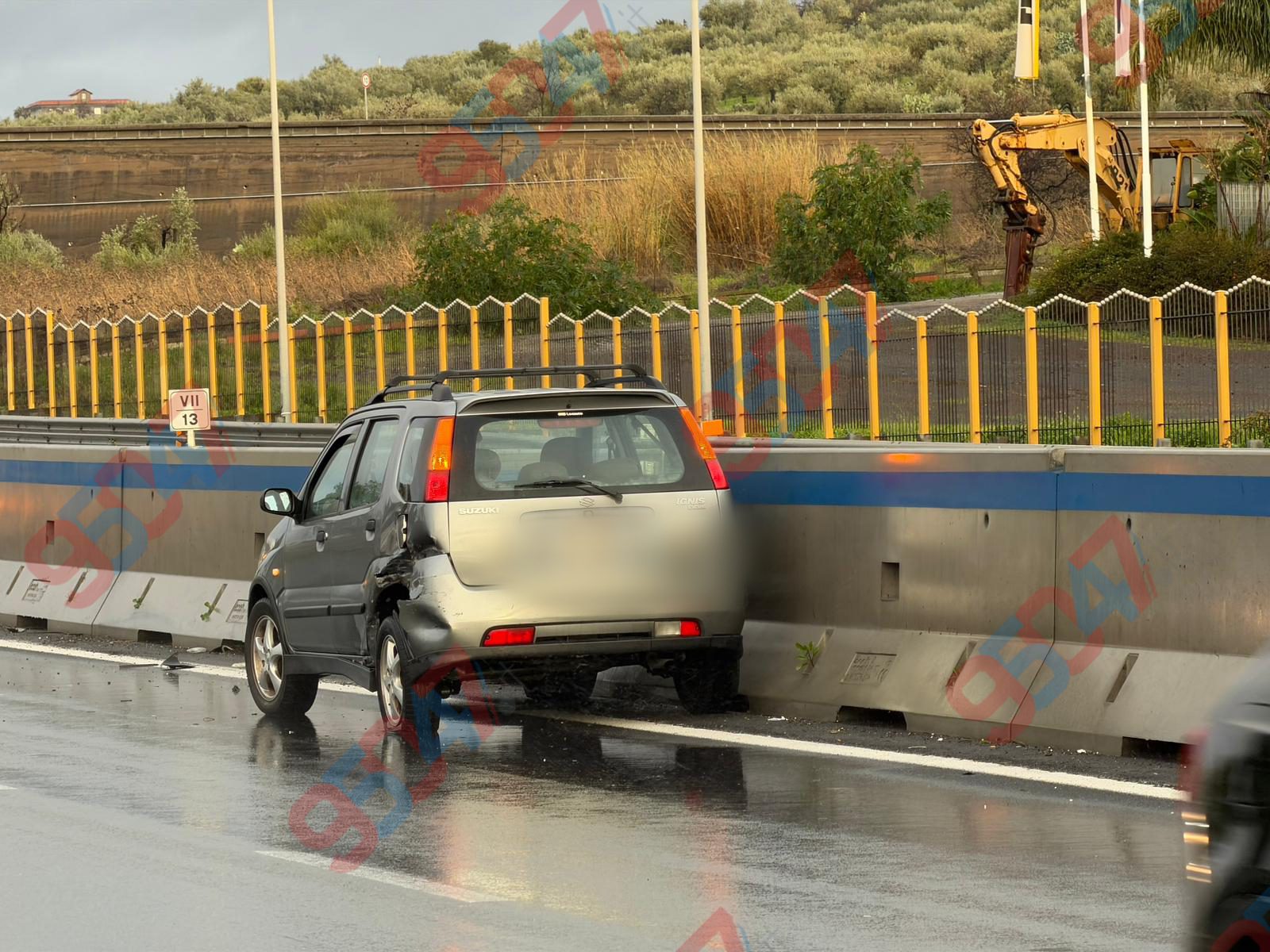 Violento scontro sulla superstrada 121,:  due auto coinvolte e traffico rallentato