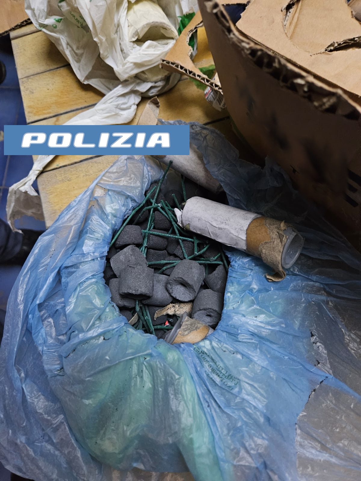 Trasforma il garage in fabbrica di bombe: arrestato 38enne di Misterbianco