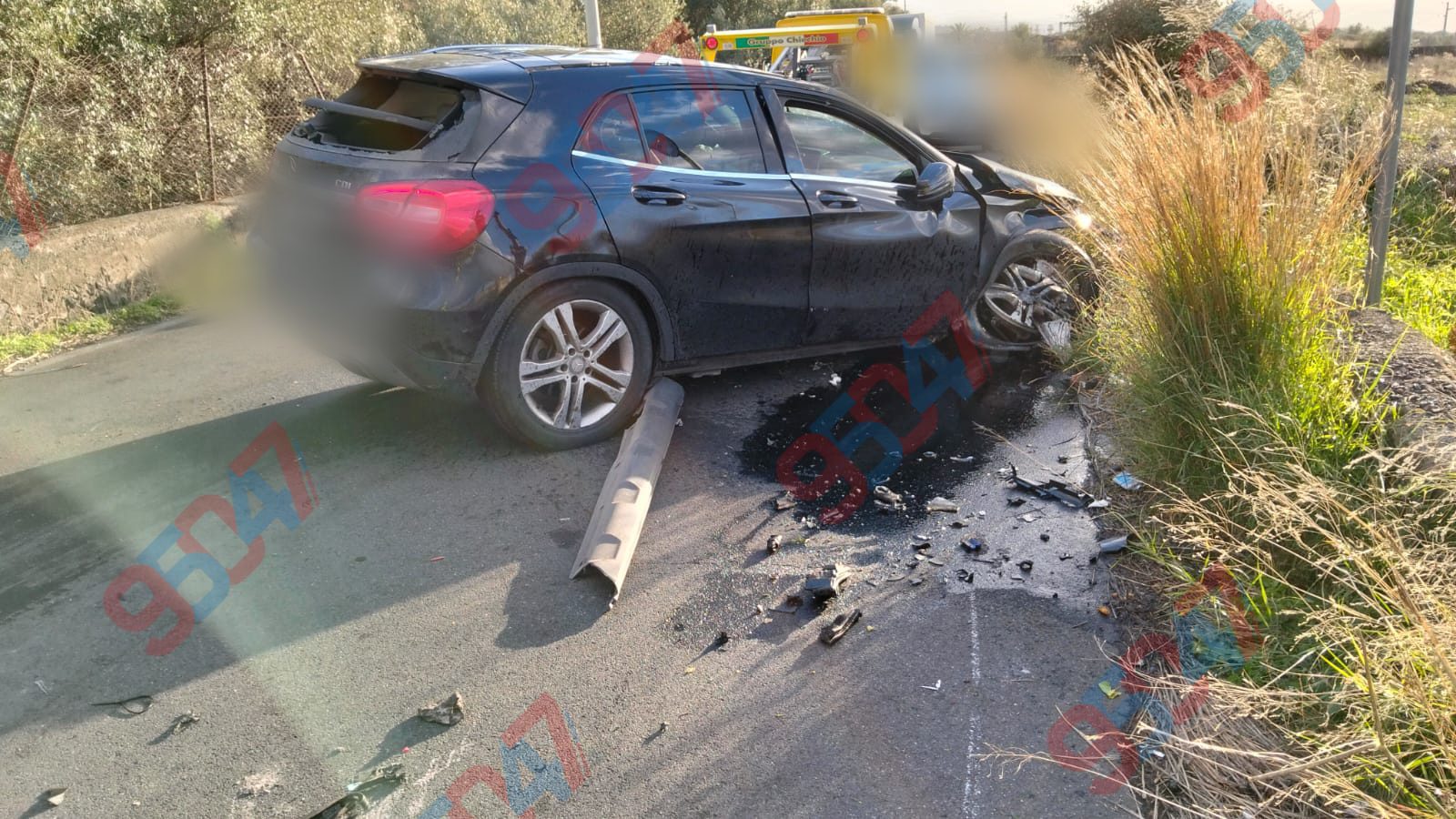 Paternò, auto si ribalta sulla sp229, illeso conducente