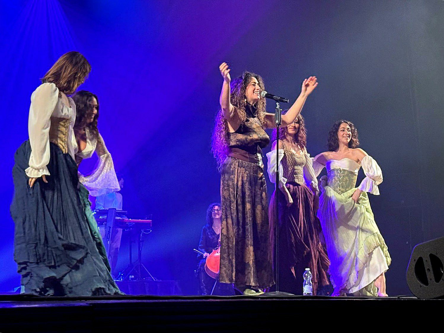 Standing ovation al Metropolitan di Catania per la paternese Delia. Le foto