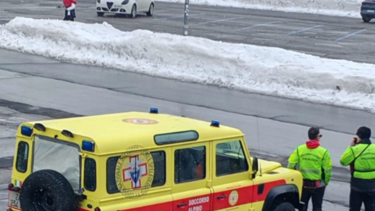 Weekend sull’Etna: donna ferita con lo slittino e due malori, interviene il Soccorso Alpino - 