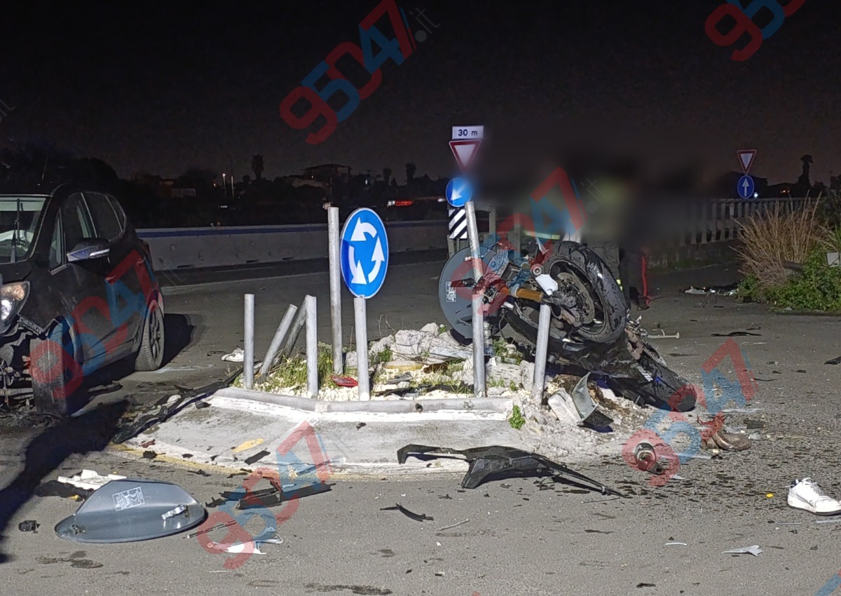 Ieri nuovo incidente mortale a Belpasso: a Giaconia perde la vita un 26enne di Misterbianco. Oggi i funerali di Seby Navarria - 