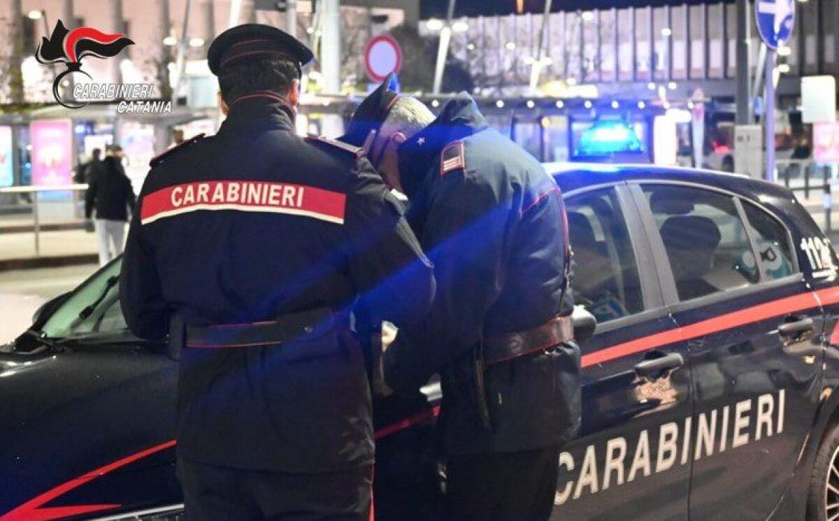 Ai domiciliari ma trovato in un centro commerciale a Belpasso: 34enne paternese denunciato per evasione - 