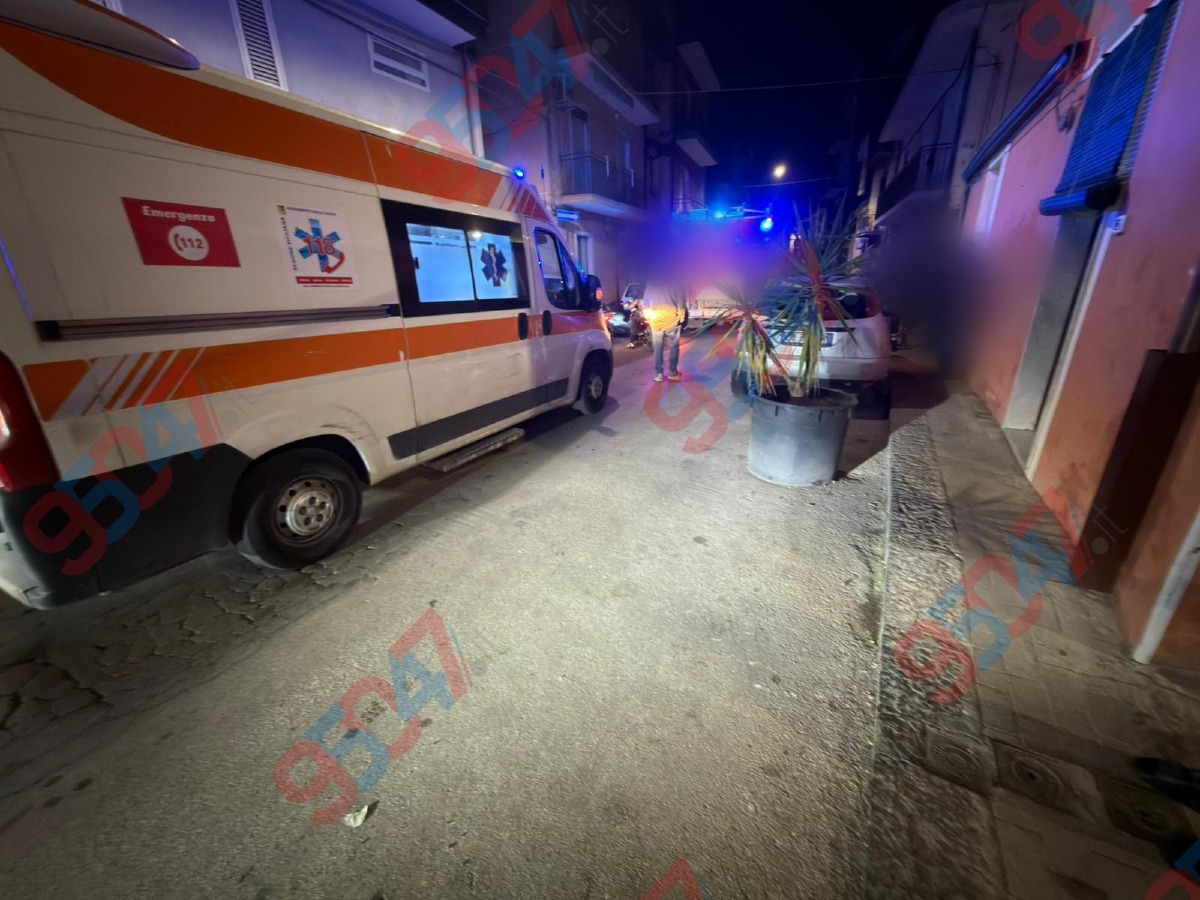 Paura a Paternò: anziana cade in casa, intervenuti Vigili del Fuoco e 118 - 