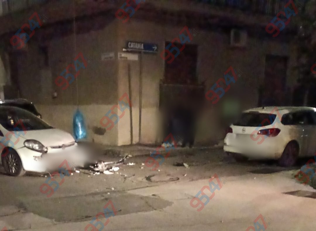Paternò, ieri sera secondo incidente: scontro tra due auto in zona Scala Vecchia, due feriti