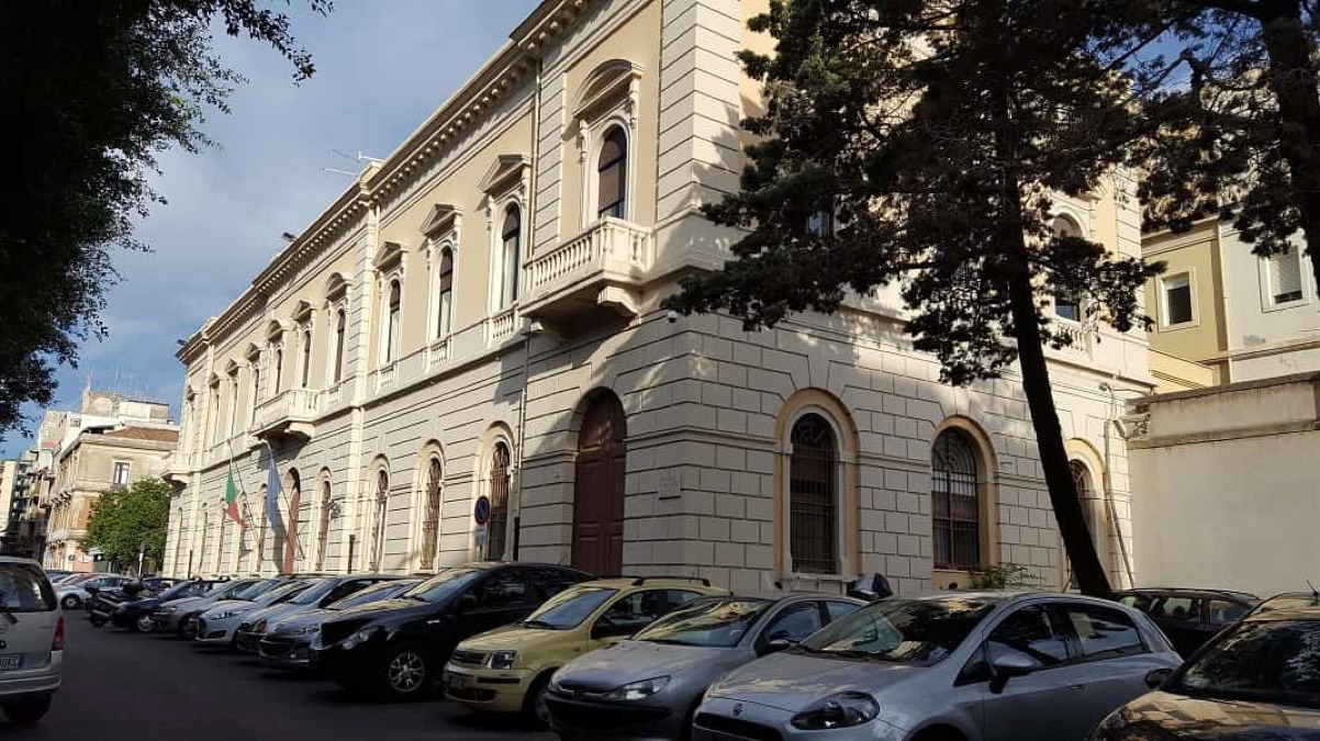 Catania, rivolta ieri sera nel carcere di piazza Lanza: devastato il reparto isolamento - 