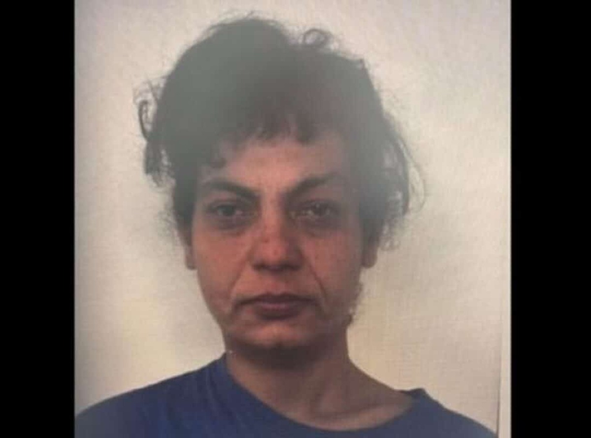 Catania, donna trovata morta in un edificio abbandonato: la Procura diffonde la foto per identificarla - 