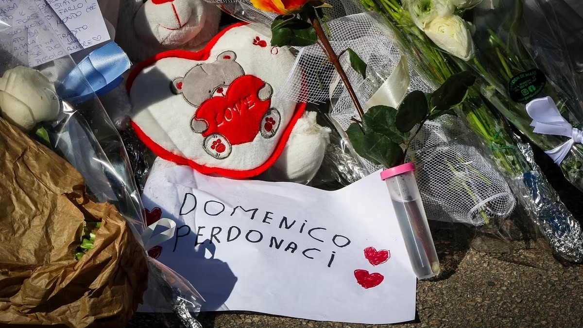 Oggi l’ultimo saluto al piccolo Domenico: funerali nel Duomo di Nola, attesa una folla commossa - 