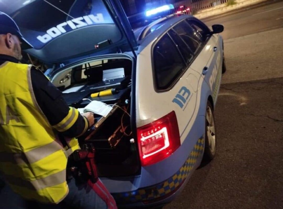 Misterbianco, controlli della Polizia Stradale: centro revisioni sospeso per gravi irregolarità - 