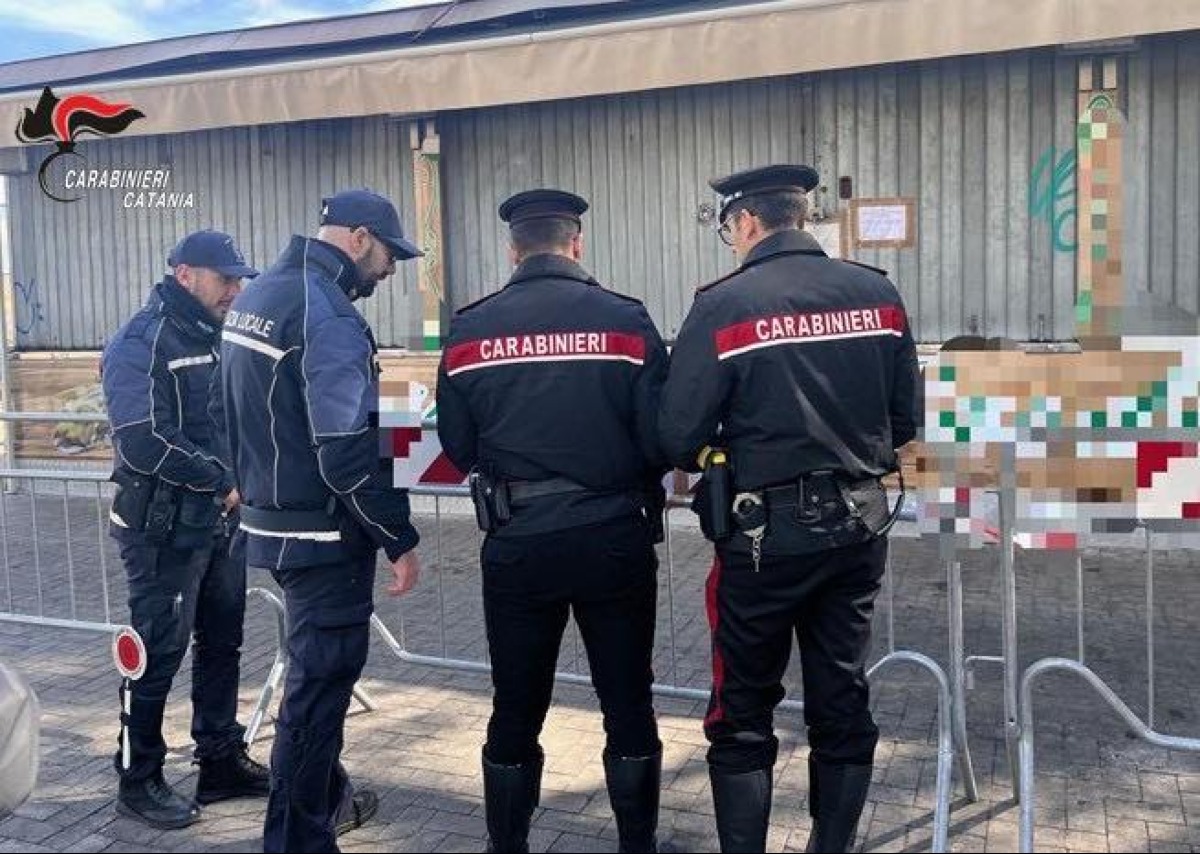 Catania, pedana e pensiline abusive su area pubblica: scatta il sequestro sul viale Africa - 