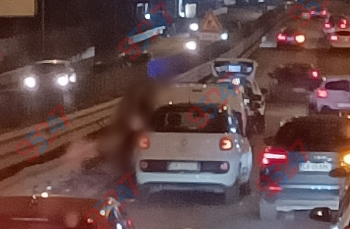 🔴🔴 ULTIM'ORA . Tamponamento sulla SS121 verso Paternò: tre auto coinvolte, traffico in tilt per chilometri