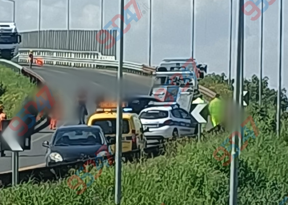 BELPASSO. Incidente sulla SS192 nei pressi della stazione di Motta: - 