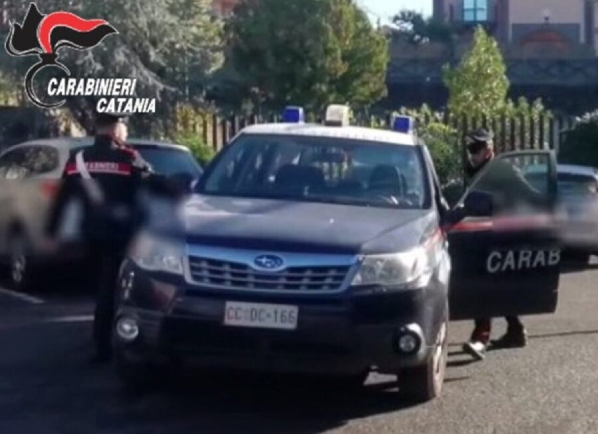Belpasso, ai domiciliari ma in giro in scooter: denunciato 57enne durante i controlli dei Carabinieri - 