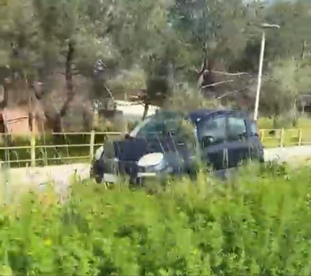 PATERNO’: CON LA PANDA SULLA PISTA CICLABILE, MULTATO, VIDEO VIRALE - 