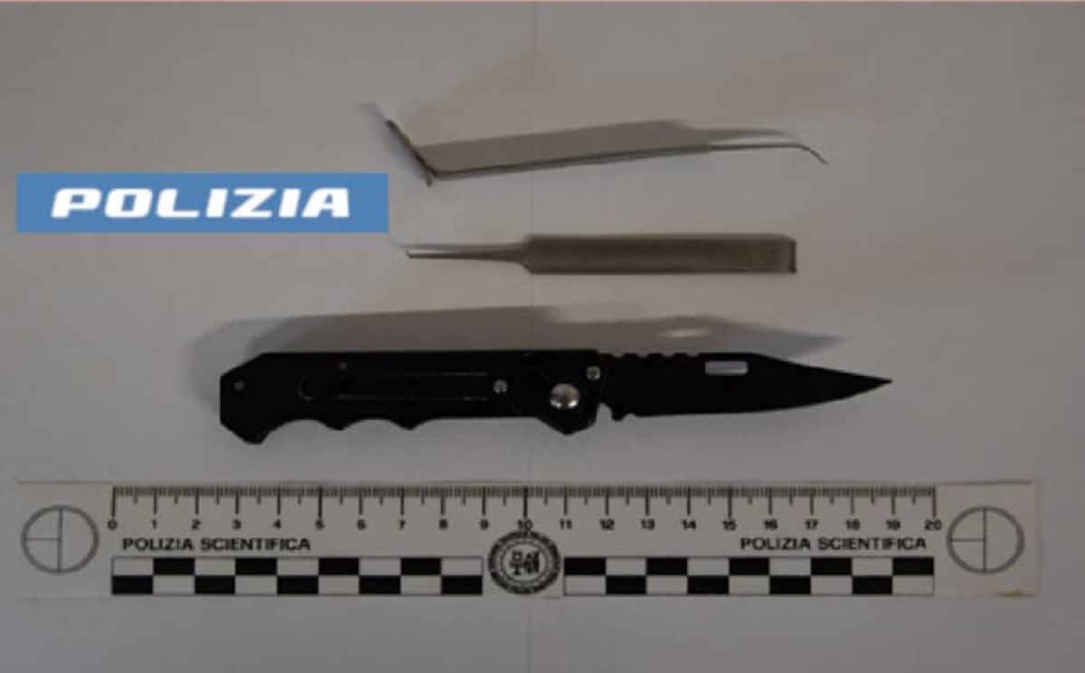 Adrano, 21enne fermato con coltello e arnesi da scasso: denunciato - 