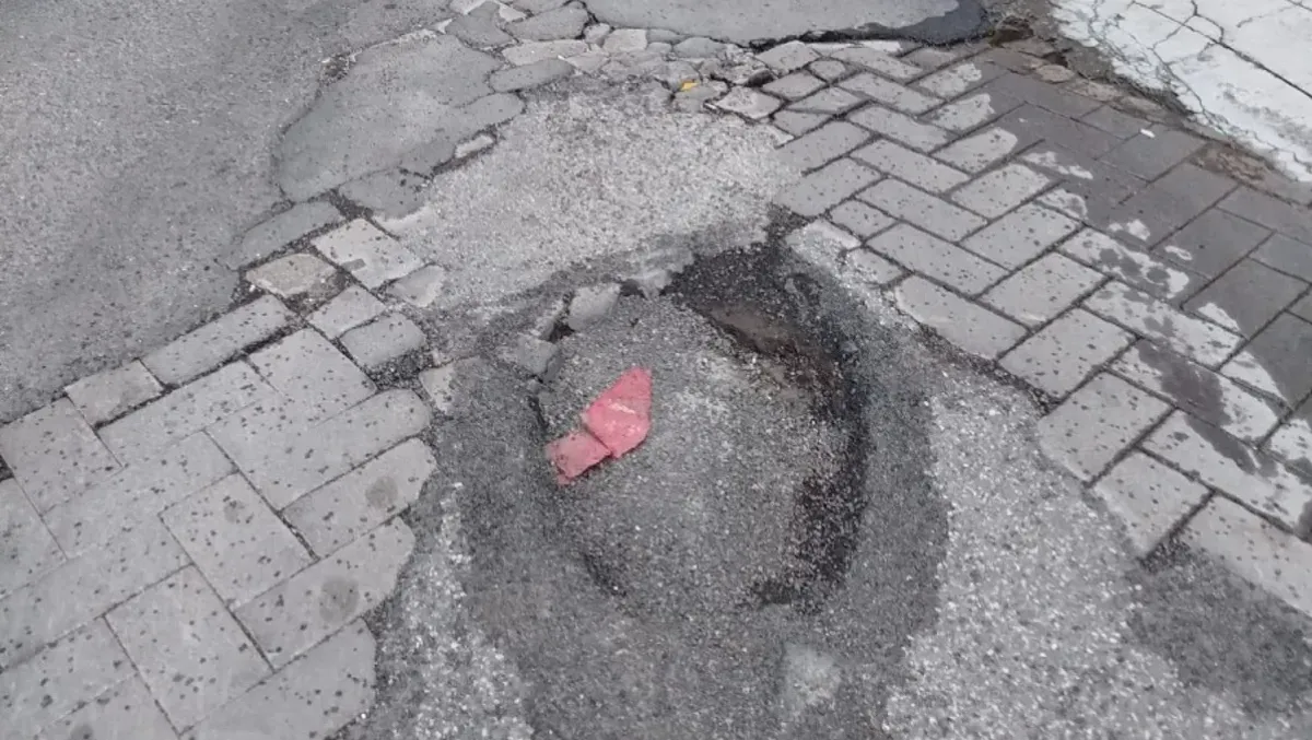 Paternò, via Signorelli Sotera nel degrado: “Strada impraticabile” - 