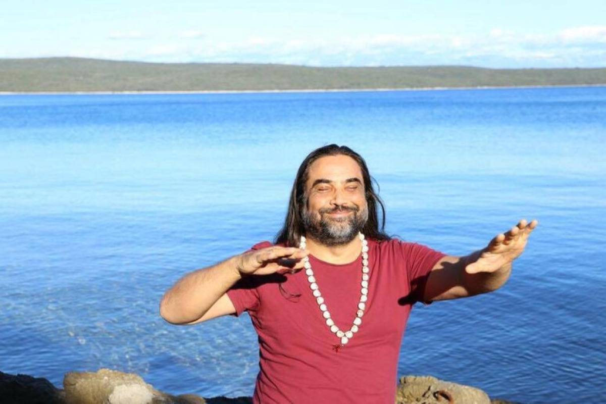 Cefalù (PA), santone arrestato per maltrattamenti: minori nel degrado mentre il guru viveva nel lusso - 