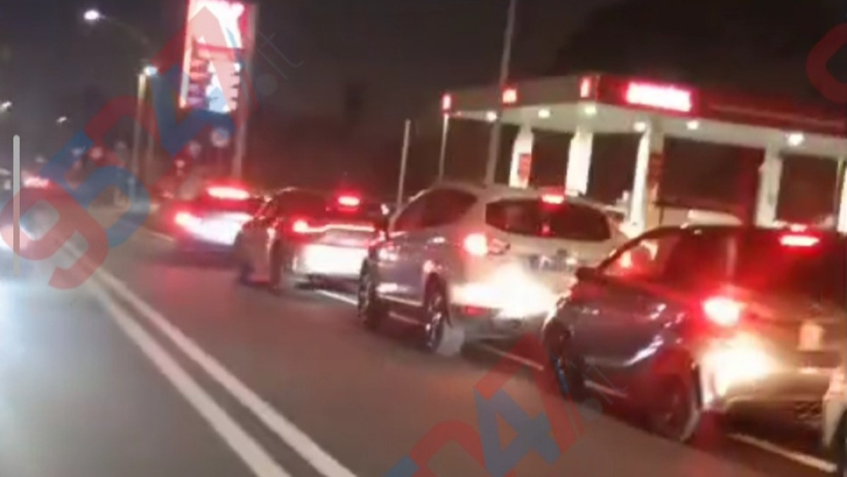 Assalto ai distributori: scatta la corsa al carburante per paura dello sciopero - 