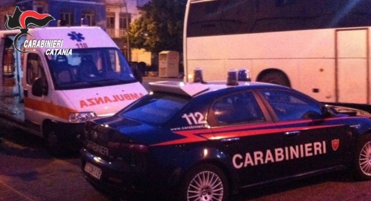 Palagonia, aggredisce sanitari e carabinieri dopo incidente: arrestato 44enne - 