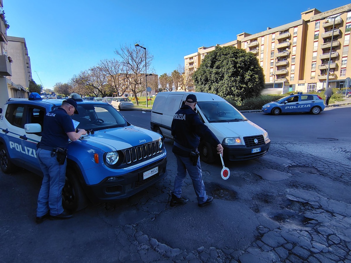 👉 Paternò, maxi controlli della Polizia: 137 identificati e multe per 8.500 euro