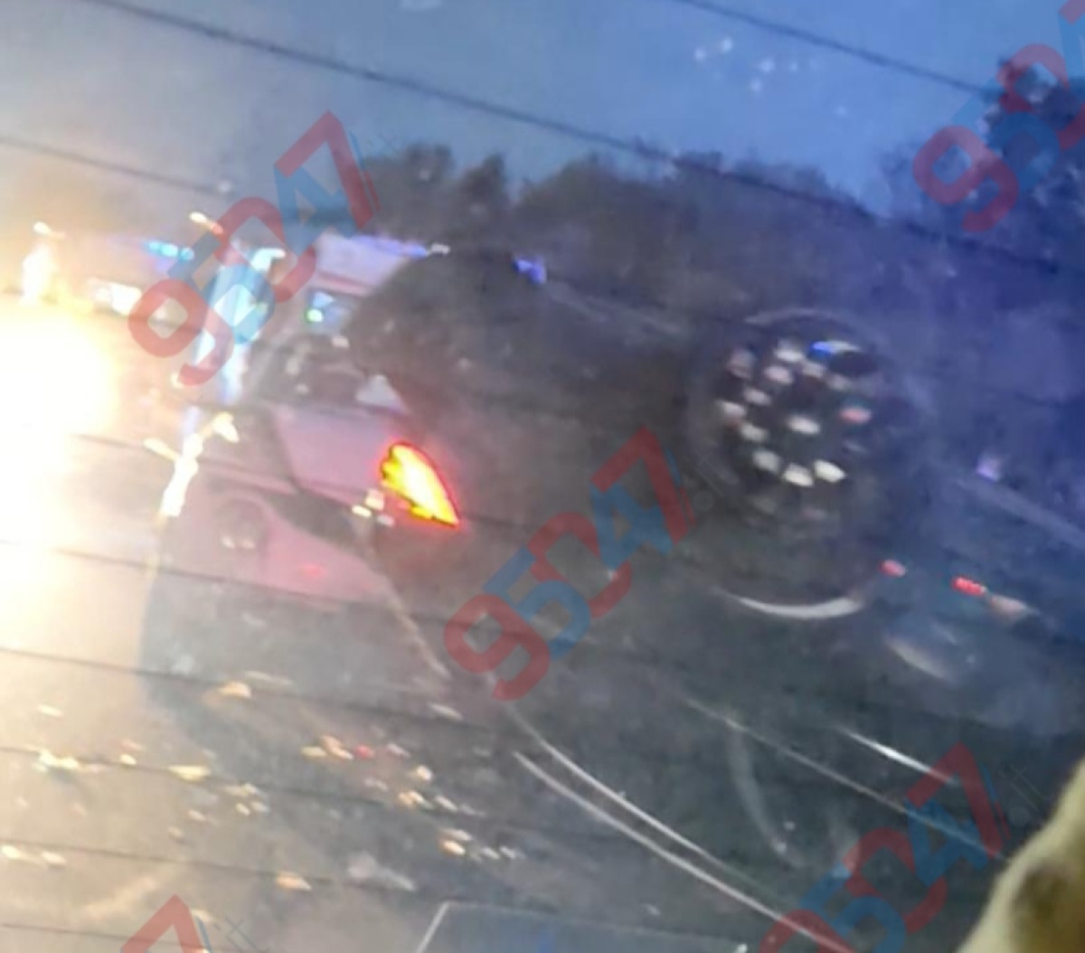 🔴 Grave incidente sulla 121 nei pressi dello svincolo Paternò: auto ribaltata, soccorsi sul posto  - 