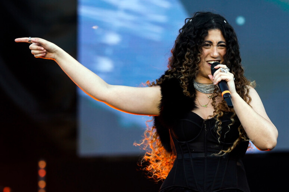 Roma, bufera al Concertone: Delia modifica Bella Ciao e scatena i social - 