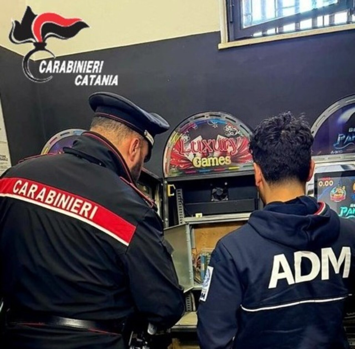 San Pietro Clarenza, lavoratore in nero e gravi violazioni: bar sospeso dopo i controlli - 