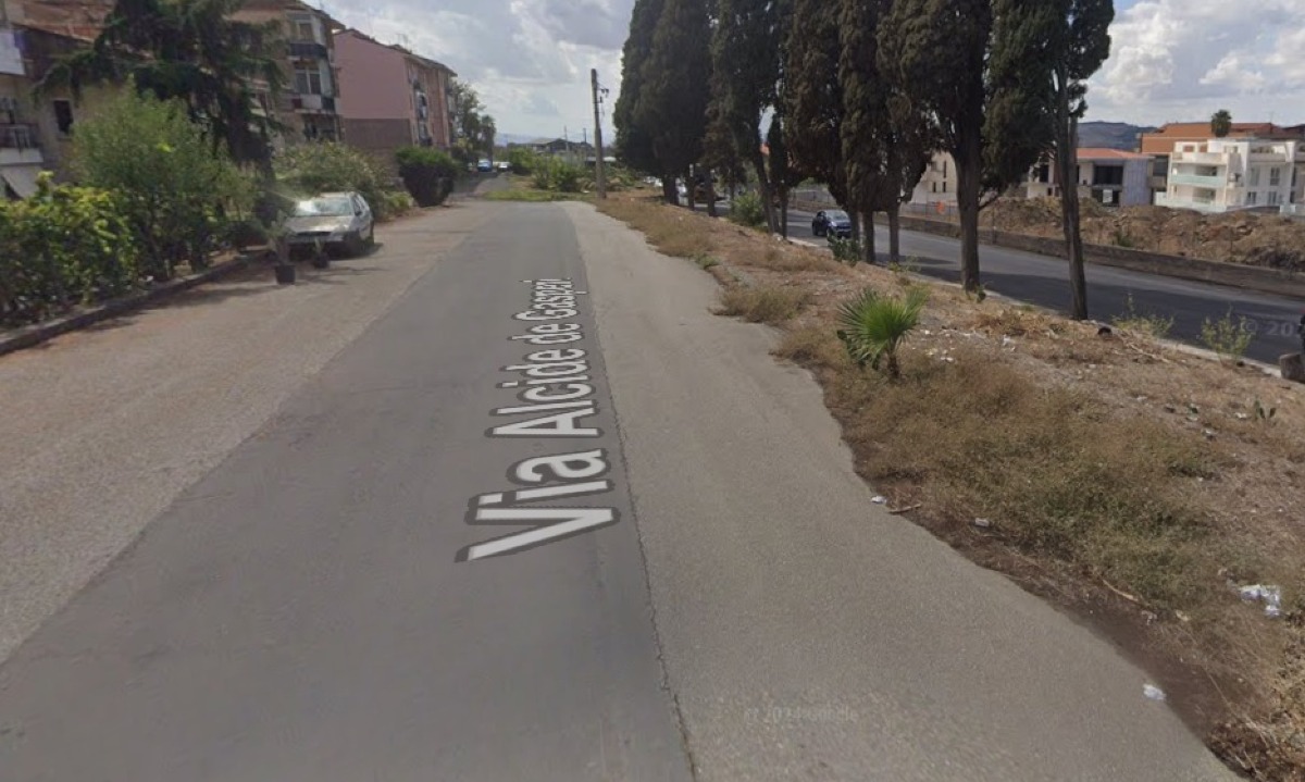 Paternò, cambia volto via De Gasperi Sud: asfalto nuovo, pista ciclabile e lavori per 150 giorni - 