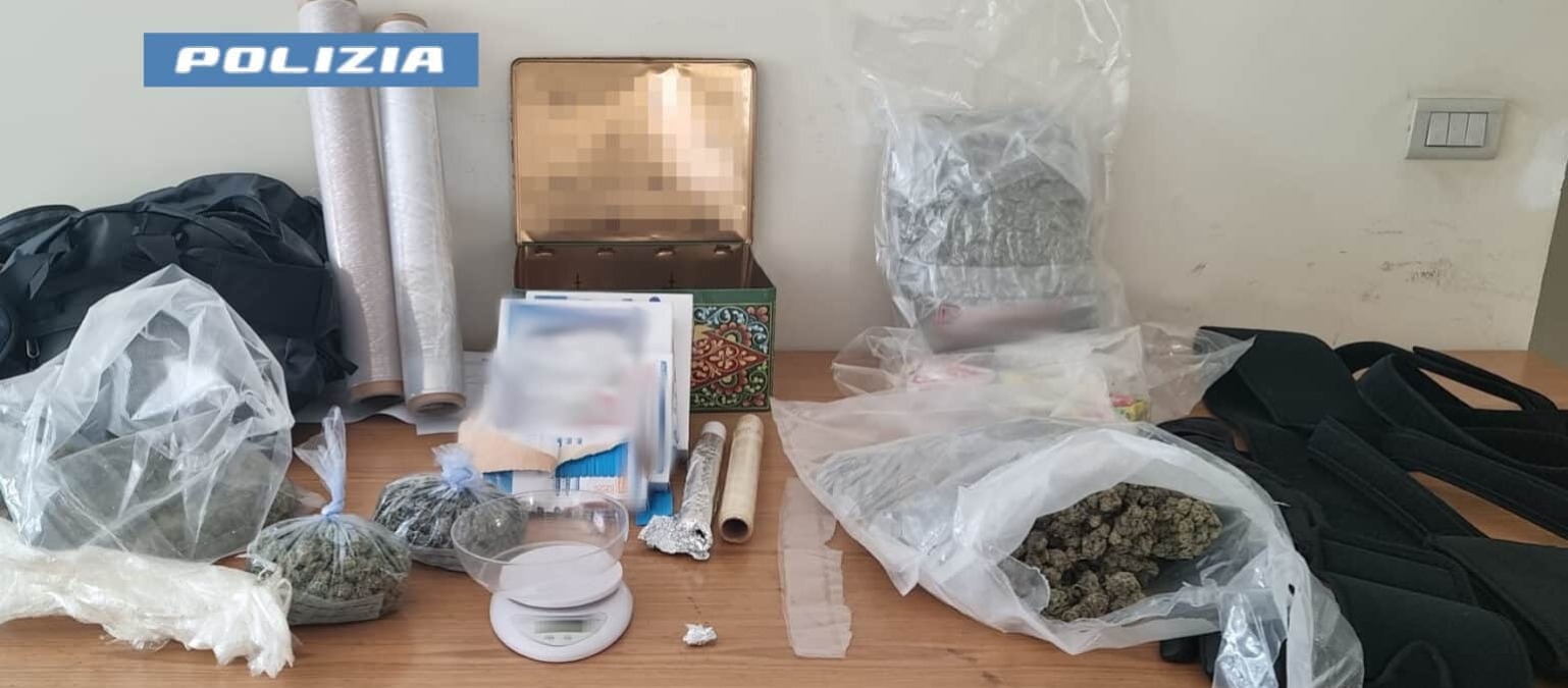 Catania, nasconde 2 chili e mezzo di marijuana tra casa e giardino: arrestato 33enne - 
