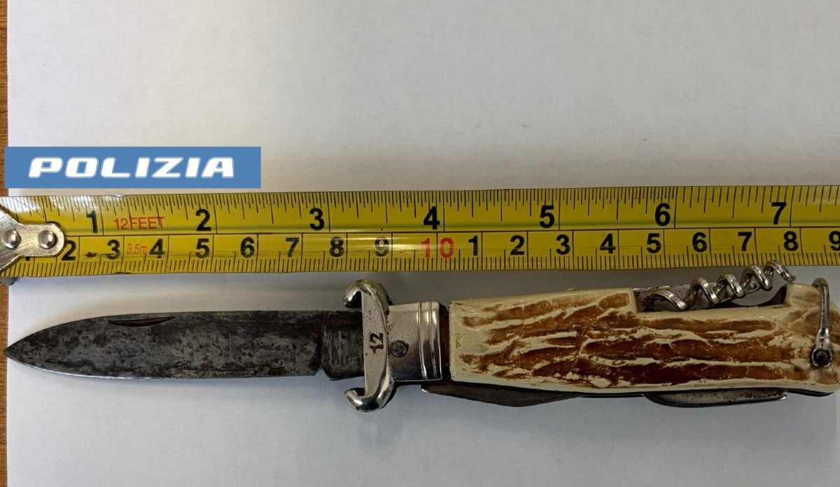 Non si ferma all’alt della Polizia e fugge contromano: arrestato 19enne a Catania - 