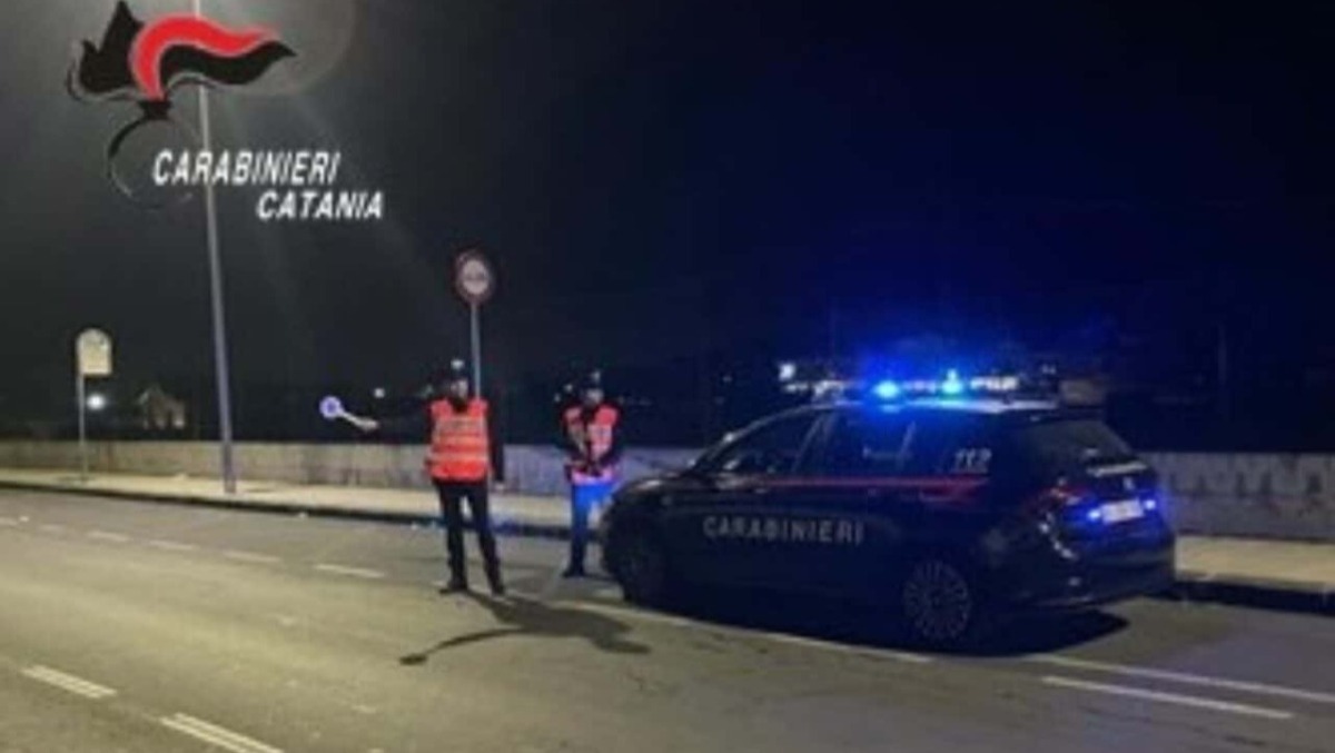 Biancavilla, investe un giovane e scappa: identificato il pirata della strada - 