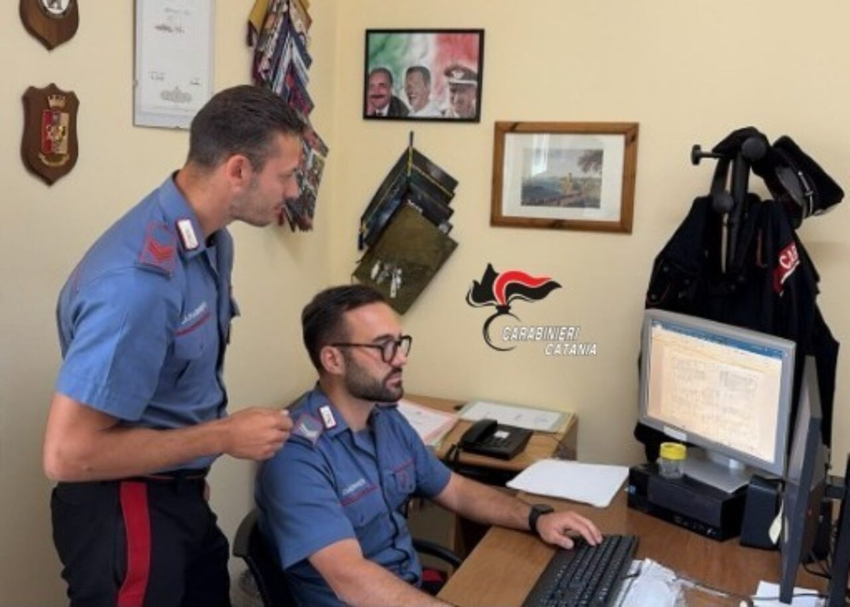 Mascalucia, falsi operatori bancari la convincono a fare un bonifico da 29.500 euro - 