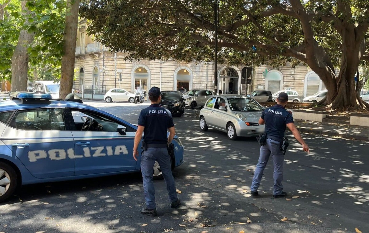 Catania, maxi controlli della Polizia: l’unico motociclo in regola era stato rubato pochi giorni prima - 