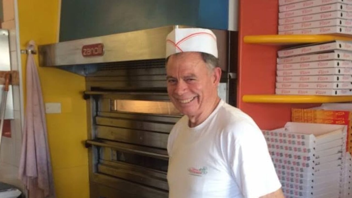 Reggio Emilia, titolare siciliano ucciso nella sua pizzeria: grave la sorella che ha tentato di fermare l’aggressore - 