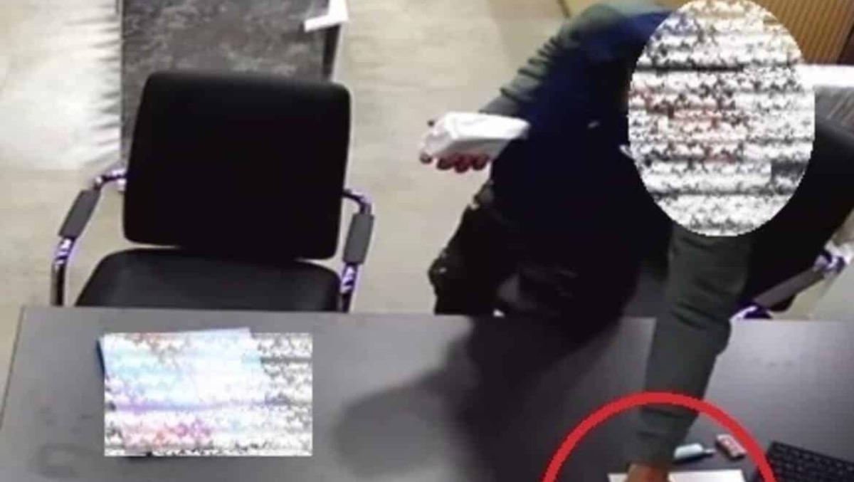 Catania, entra in negozio e porta via un cellulare: 40enne nei guai - 